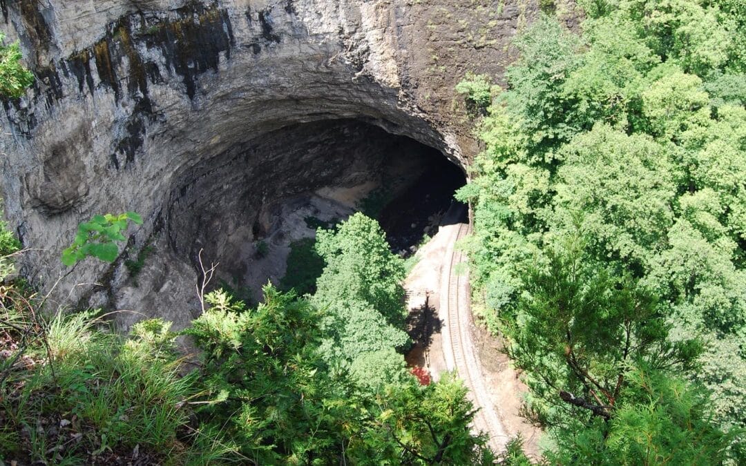 Natural Tunnel State Park